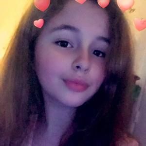 Meet your Posher, Myia